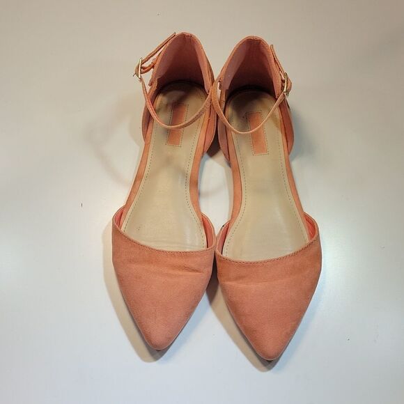 FOREVER 21 SUEDE POINTED TOE BACK &ANKLE STRAP WOMEN"S FLAT SHOE - Picture 3 of 13